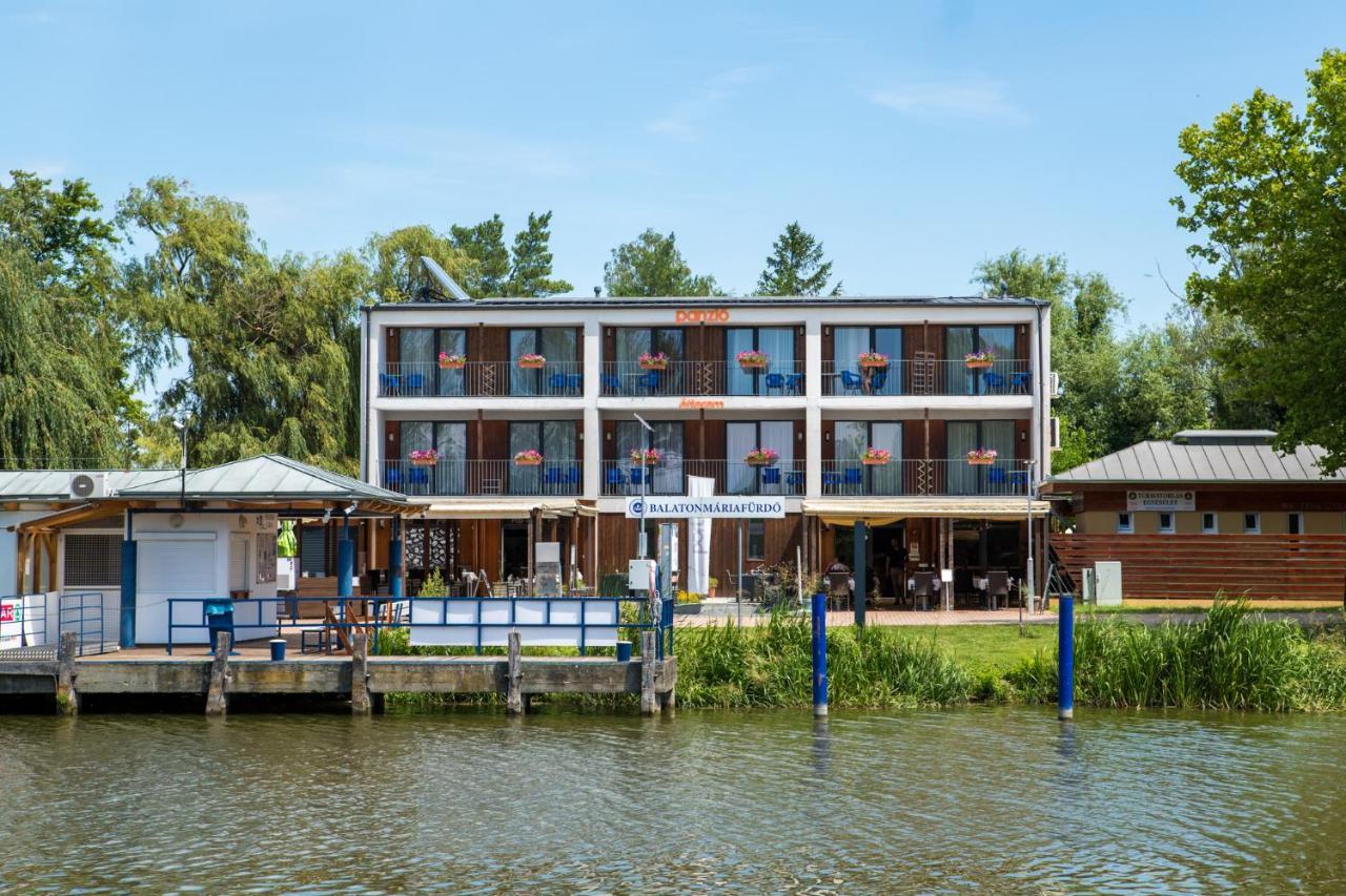 Port Etterem&Panzio Bed & Breakfast Balatonmáriafürdő Екстериор снимка
