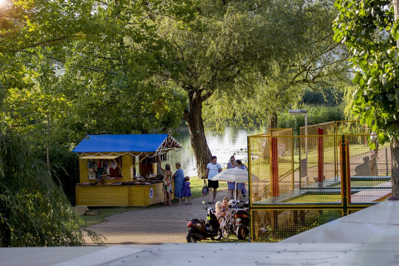 Port Etterem&Panzio Bed & Breakfast Balatonmáriafürdő Екстериор снимка